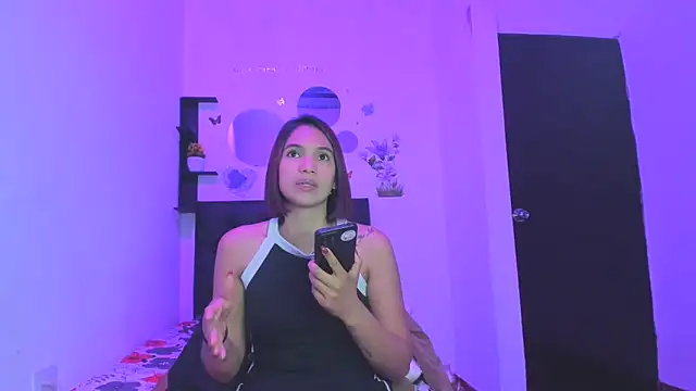 sapphire brown20 online show from April 25, 10:07 pm