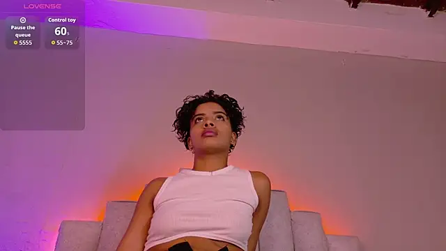 BeckaBlue online show from April 23, 1:02 pm