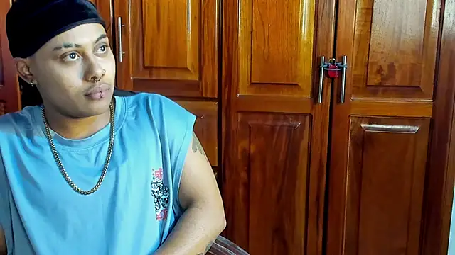 Noha  scott online show from April 26, 3:26 am