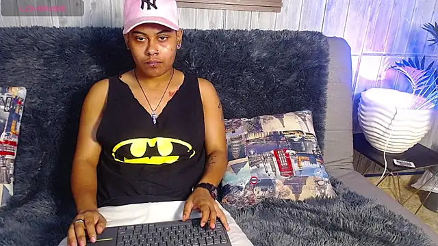 Noha  scott online show from April 19, 2:39 pm