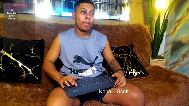 Noha  scott online show from April 24, 3:09 am