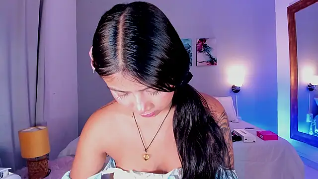 KimTaylorW online show from June 11, 2:33 am
