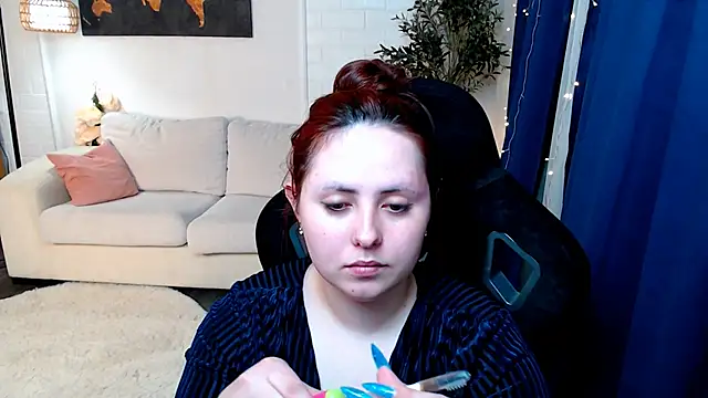 Hennessy bunny online show from April 22, 7:00 pm