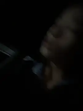 Mia-lp online show from April 22, 2:52 am