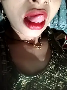 Rashmika Mandana online show from March 23, 9:32 pm