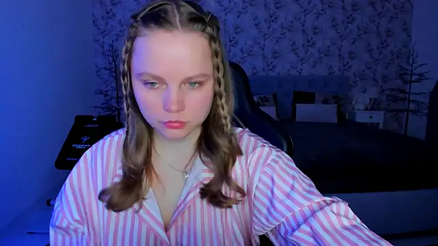 AngellaRud online show from March 11, 8:11 pm