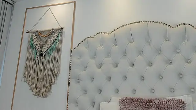 Sara funy online show from April 21, 11:17 am