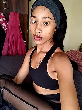 princessXOX12 online show from March 11, 8:40 am