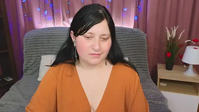 AngelNoir  online show from March 4, 9:32 pm