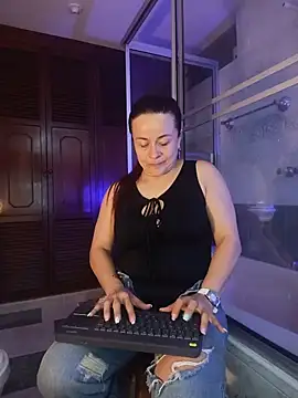iliy perverted online show from May 28, 12:03 pm