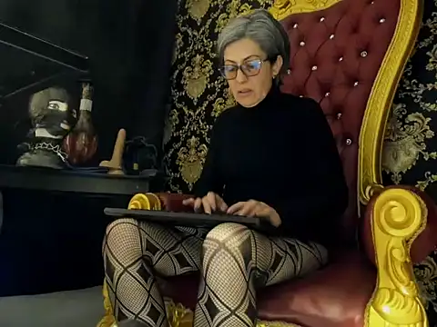 Hades Lyra online show from March 19, 4:55 pm