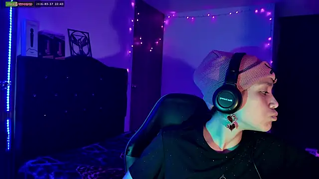 MalikaNoor online show from March 18, 3:44 am