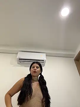 Sofi-Vargas online show from May 3, 2:37 am