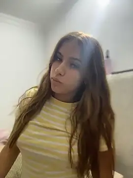 MiluRossee online show from April 28, 5:22 am