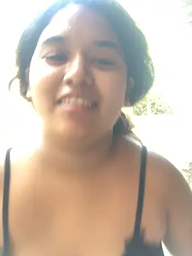 emi li82 online show from March 6, 11:44 pm