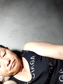 Lucie Fuzk online show from April 21, 8:05 pm