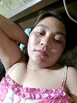 Linhna20 online show from March 3, 3:51 pm