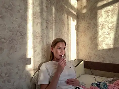 Your Emilyy online show from April 28, 3:38 pm