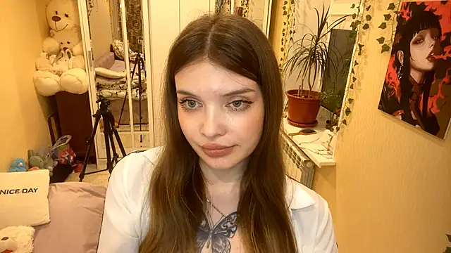 TracyDenoon online show from February 28, 5:56 pm