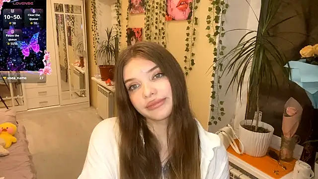 TracyDenoon online show from March 9, 5:27 pm