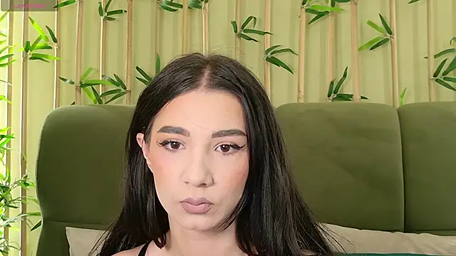 ErinEvans online show from June 11, 4:09 am