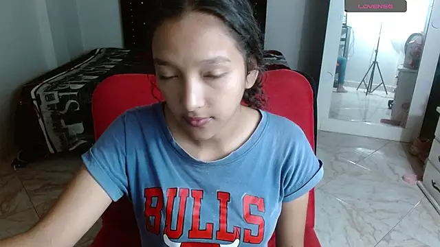 Lovingly Maria online show from April 28, 12:42 pm