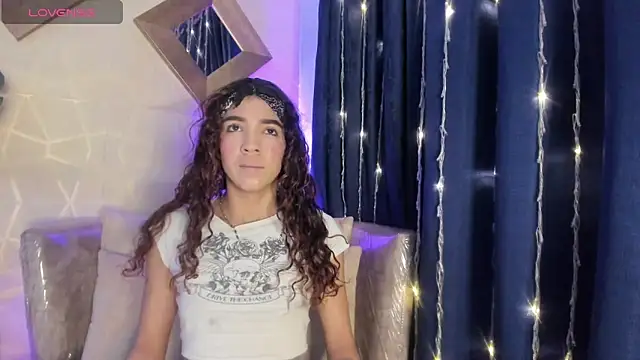 evelyn  rose1 online show from April 27, 3:58 am