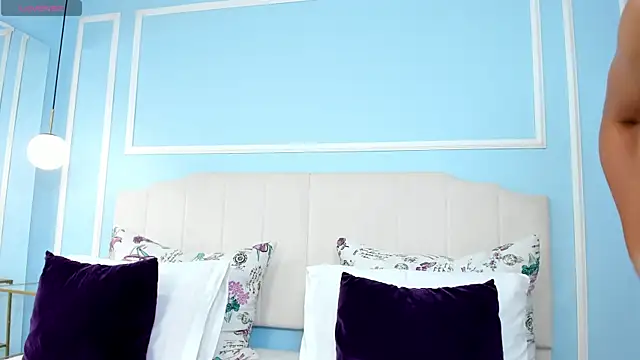 raquel mooon online show from March 3, 5:19 pm