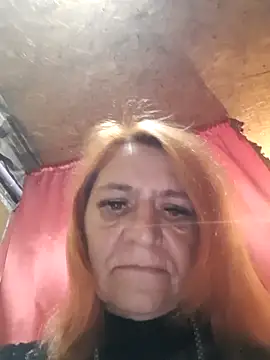 Belowa7364 online show from April 18, 7:07 pm