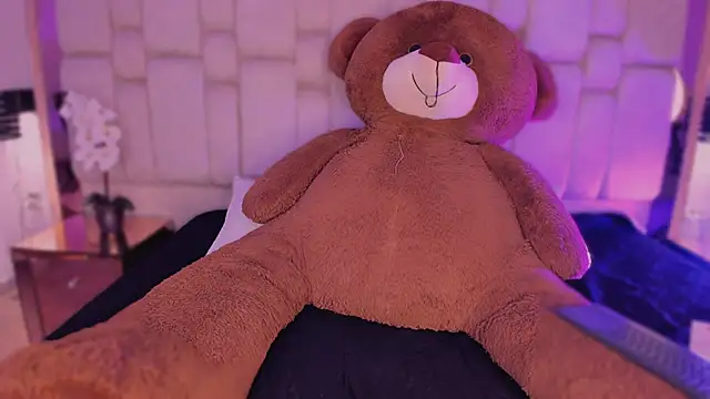 AgathaUwuDoll online show from April 24, 8:22 pm