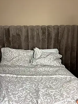 SofiBaez online show from March 4, 5:08 pm