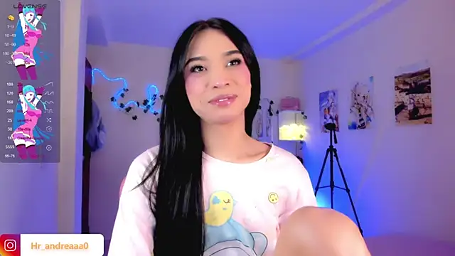 IamAndrea01 online show from June 10, 2:33 am