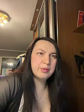 EvaBeautyXx online show from April 6, 12:43 am