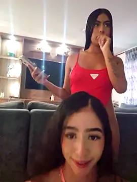 SAMY AND ARI online show from April 25, 8:06 pm