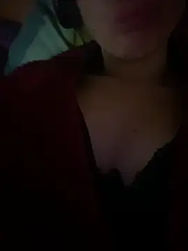 DAPHNE  00 online show from March 8, 10:19 am