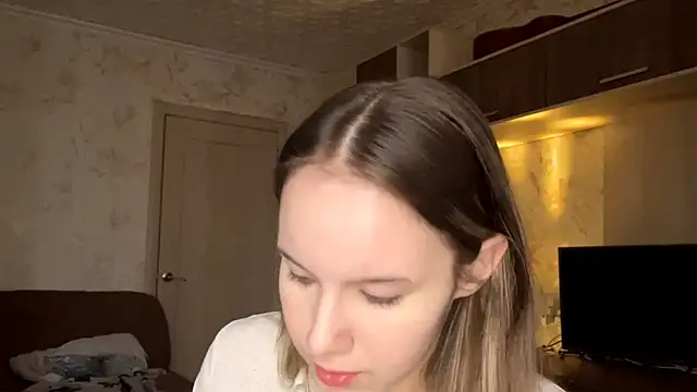 PrettyReal online show from March 7, 8:21 am