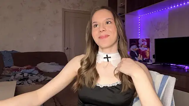 PrettyReal online show from March 11, 12:42 pm