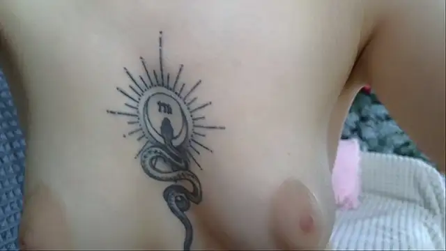 Cute Auggie8 online show from April 8, 10:28 am