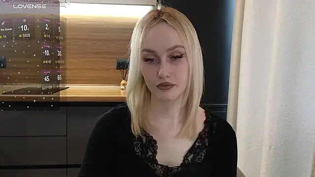 Bella Villen online show from June 10, 11:42 am