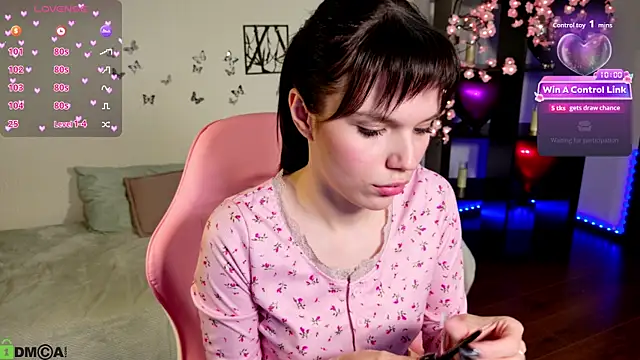 JanetCensley online show from April 22, 9:06 am