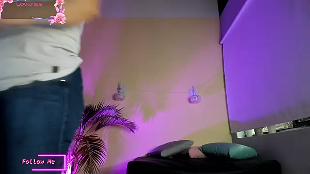  VALERIAGOMEZ online show from April 21, 12:01 pm