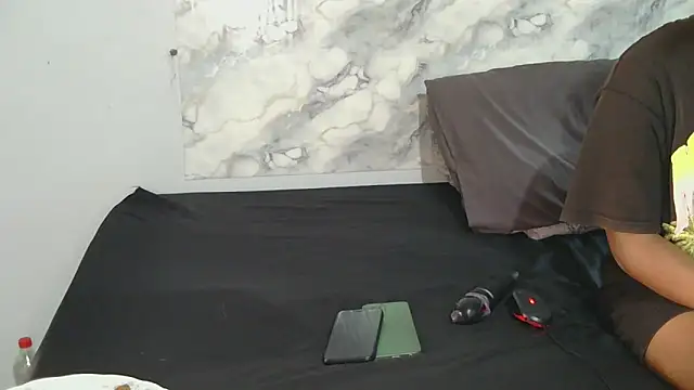 HottestEbonyBitch online show from April 21, 10:33 am