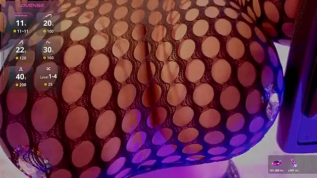 Genesisraydenx online show from July 22, 9:05 pm
