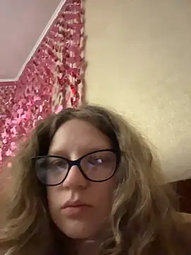 Luminosa online show from March 3, 11:55 pm