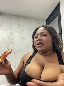 DestinyTornn online show from April 26, 10:29 pm