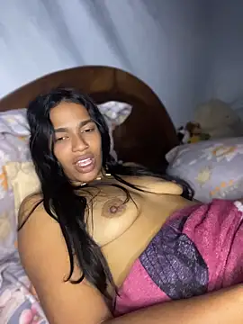 FlorSalvaje  online show from May 3, 3:54 am