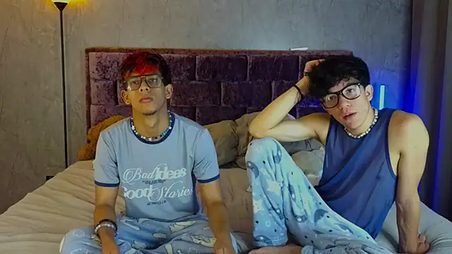 Bryan Santos z online show from April 26, 7:33 pm