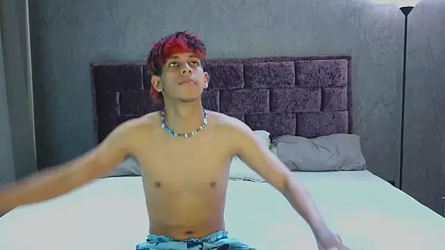 Bryan Santos z online show from April 22, 8:17 pm