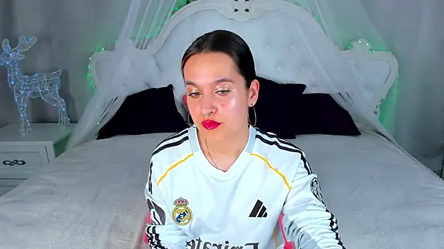 AishaTempt online show from April 25, 1:41 pm