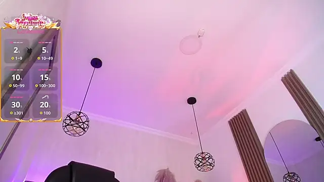 Amara Davis1 online show from April 23, 4:42 am